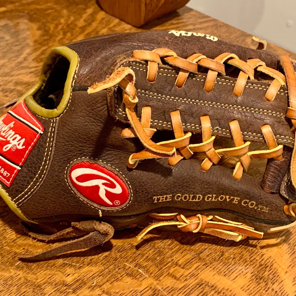 Youth Baseball Glove